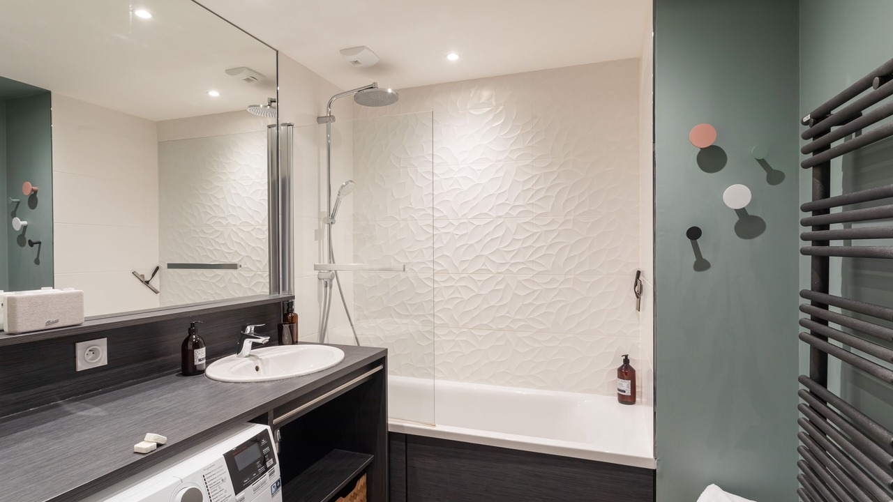 Photo of Bathroom in Rotheneuf-Le Pont