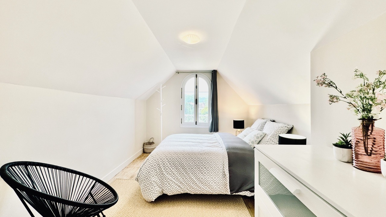 Photo of Bedroom in Sens