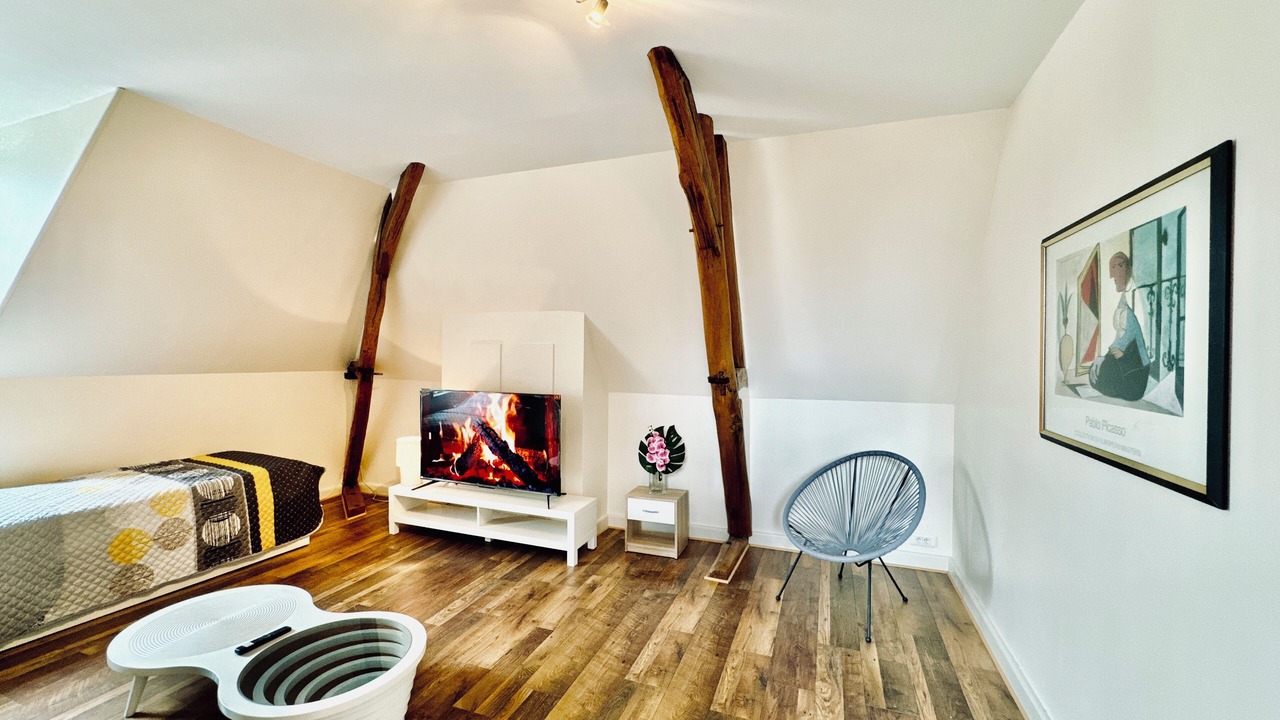 Photo of Bedroom in Sens