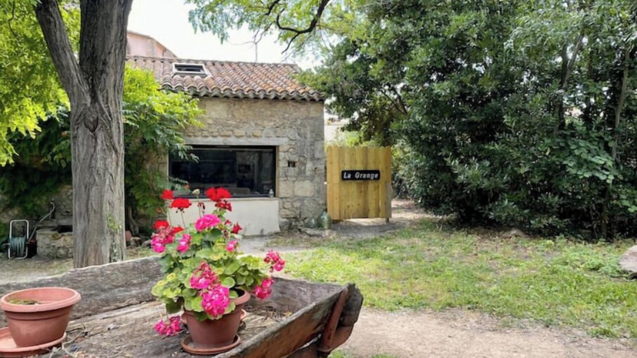 Photo of Outdoor in Poussan