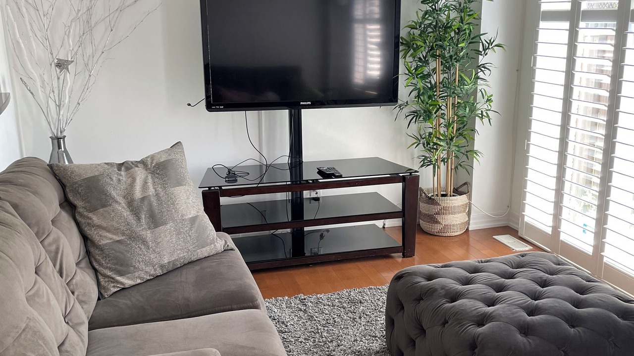 Photo of Livingroom in Milton