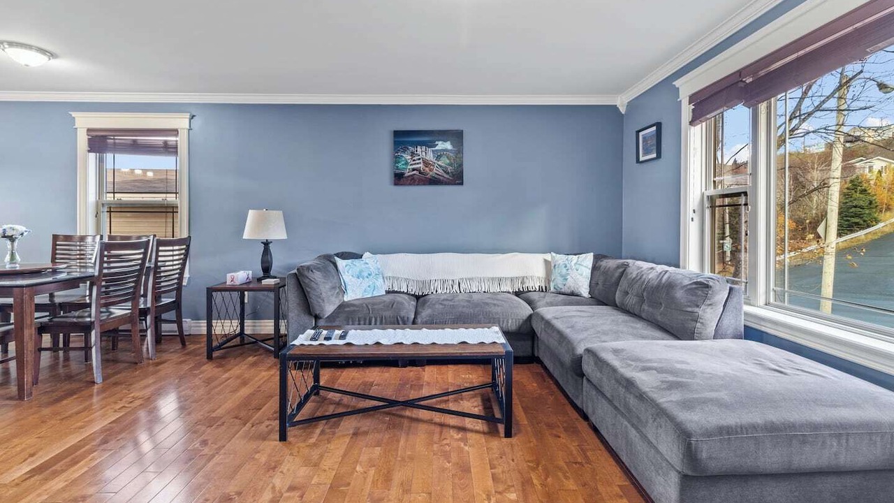 Photo of Livingroom in Terra Nova