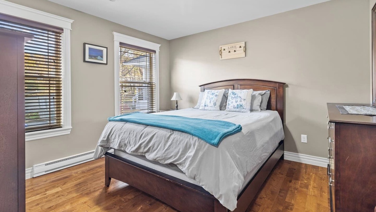 Photo of Bedroom in Terra Nova