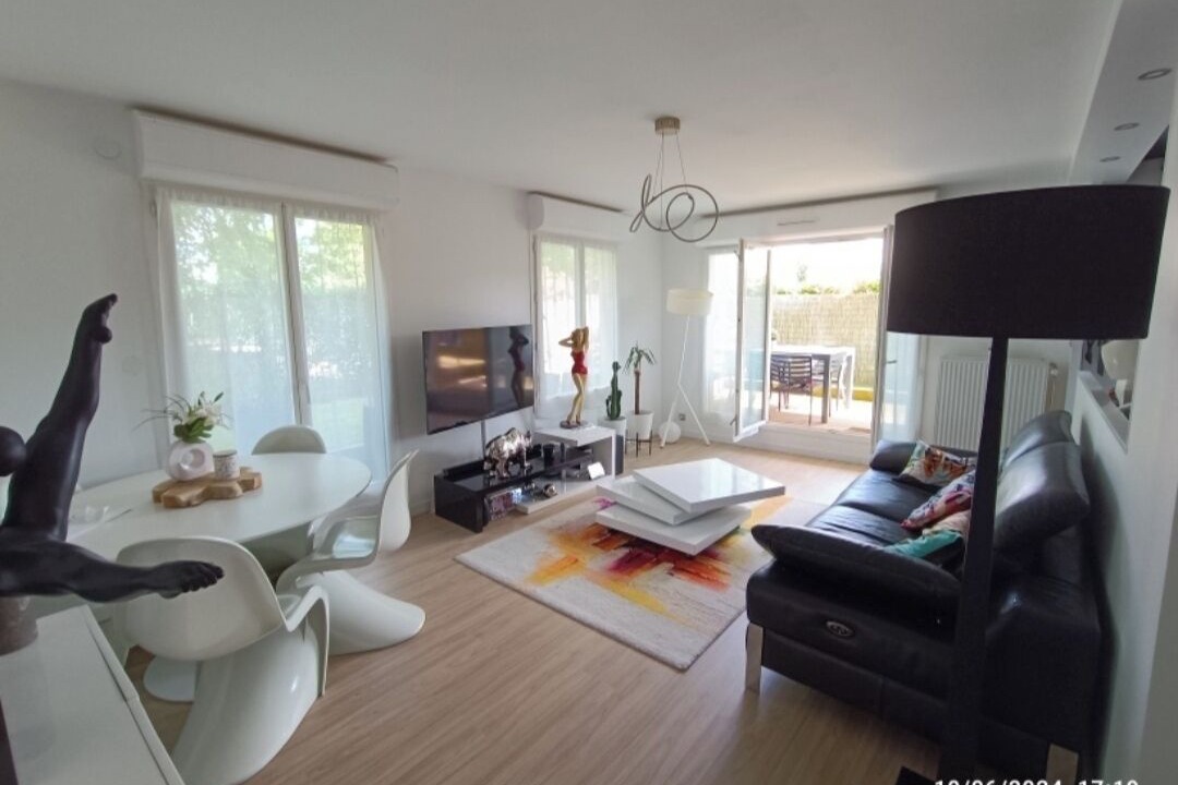 Photo of Livingroom in Trappes