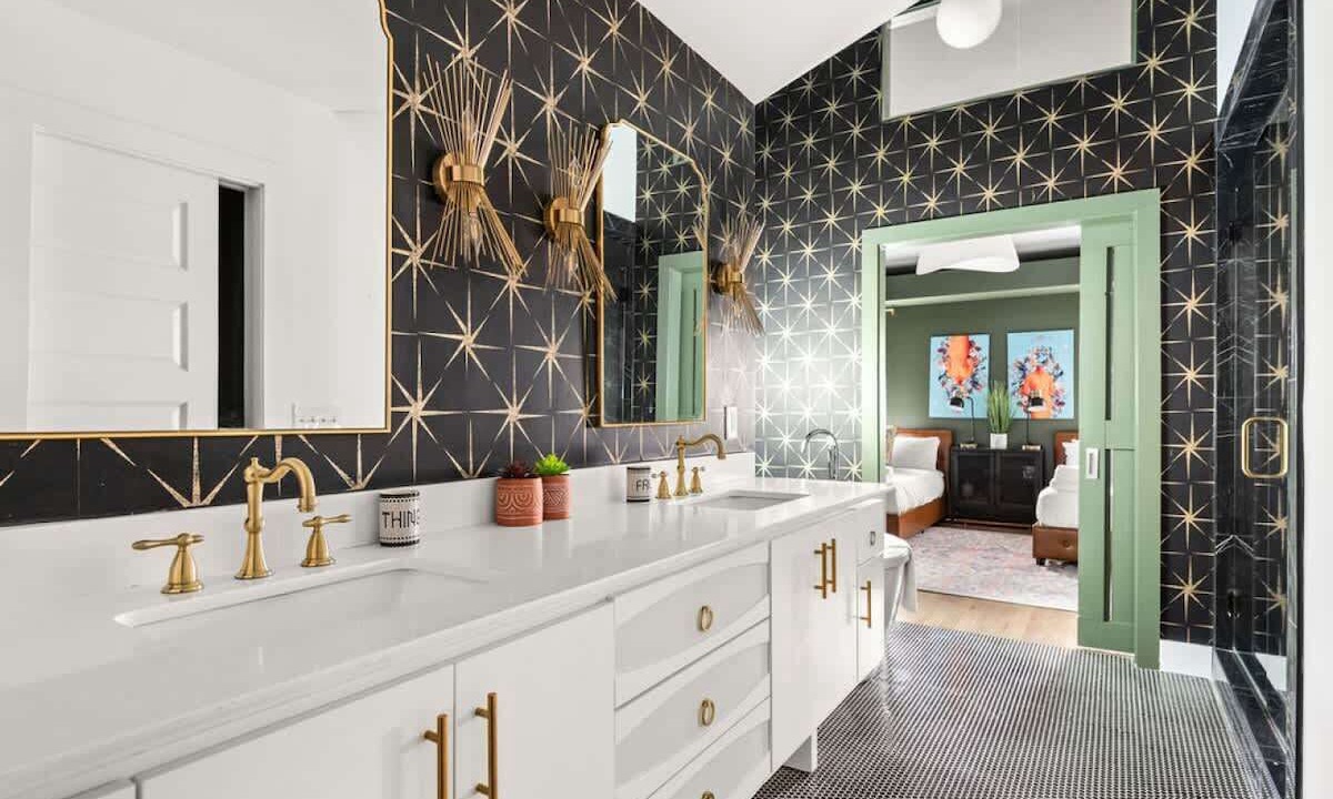 Photo of Bathroom in West End