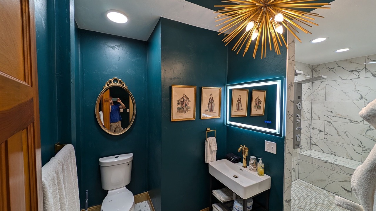 Photo of Bathroom in Sturgeon Bay