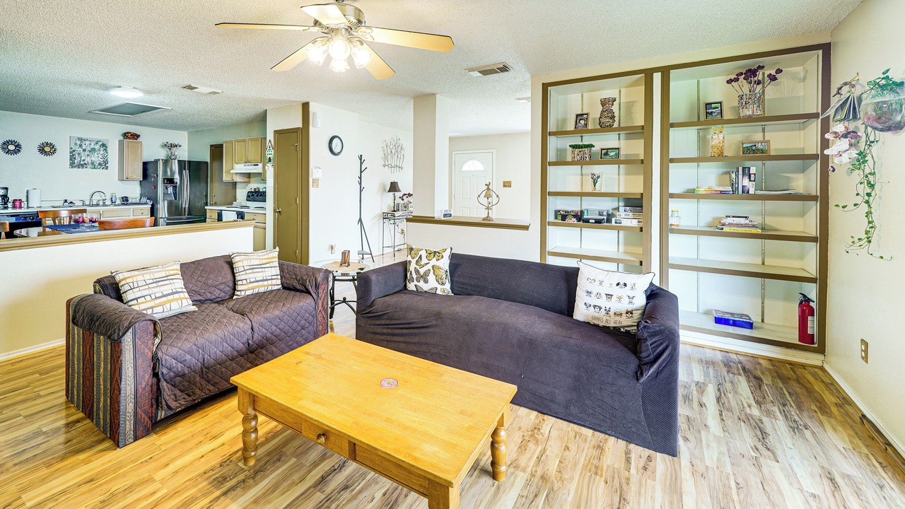 Photo of Livingroom in West San Antonio