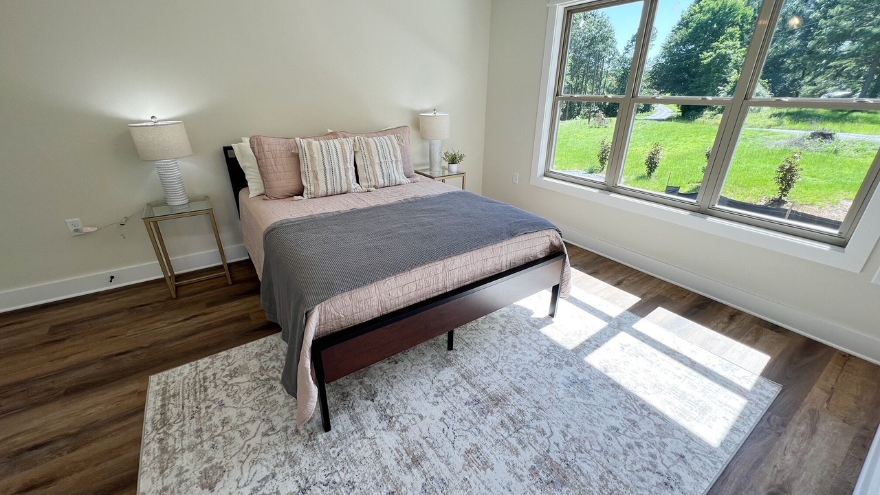 Photo of Bedroom in Calhoun