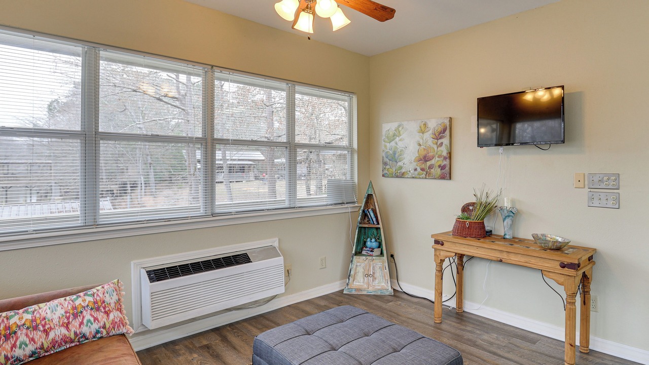Photo of Livingroom in Jefferson