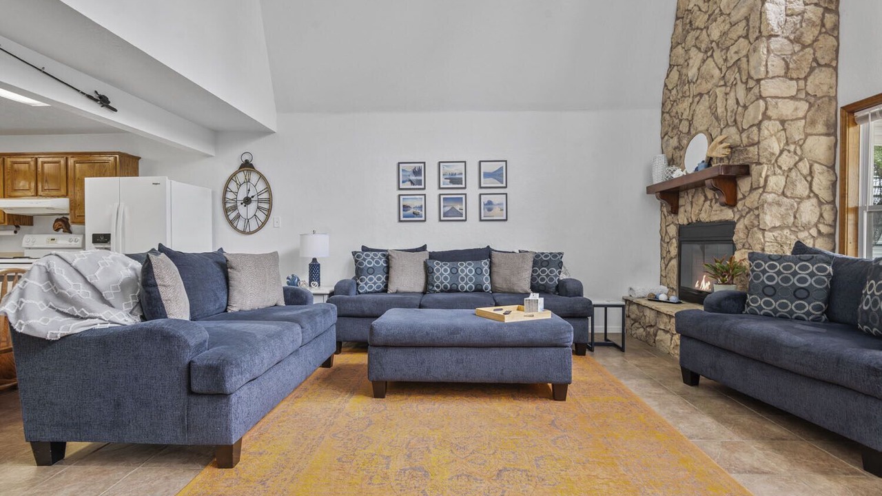 Photo of Livingroom in Jasper