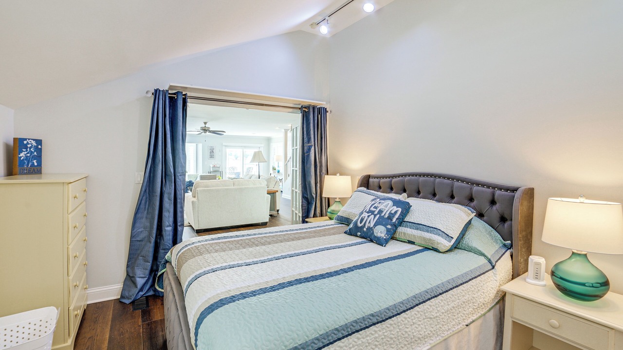 Photo of Bedroom in Clarklake