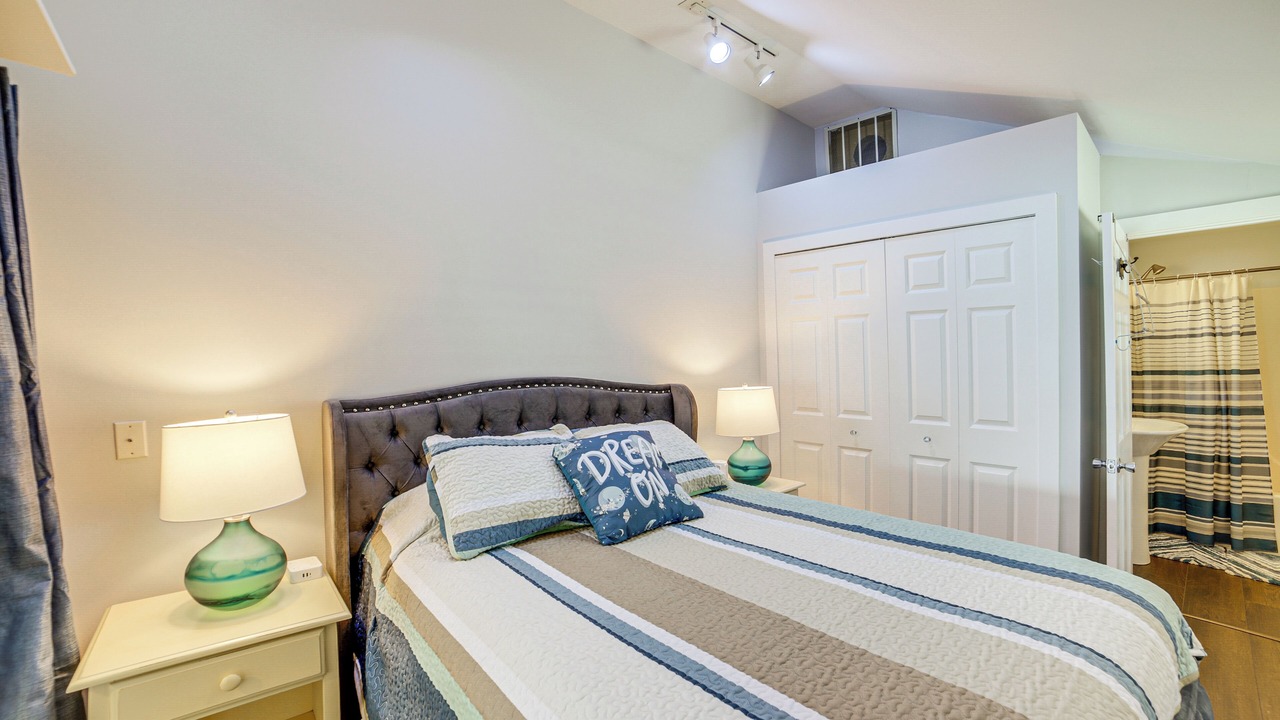 Photo of Bedroom in Clarklake