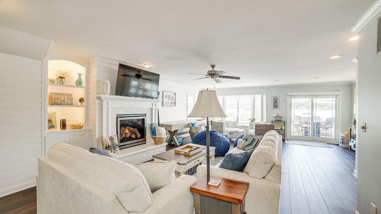 Photo of Livingroom in Clarklake