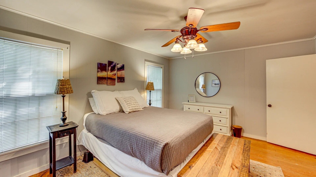 Photo of Bedroom in Jefferson