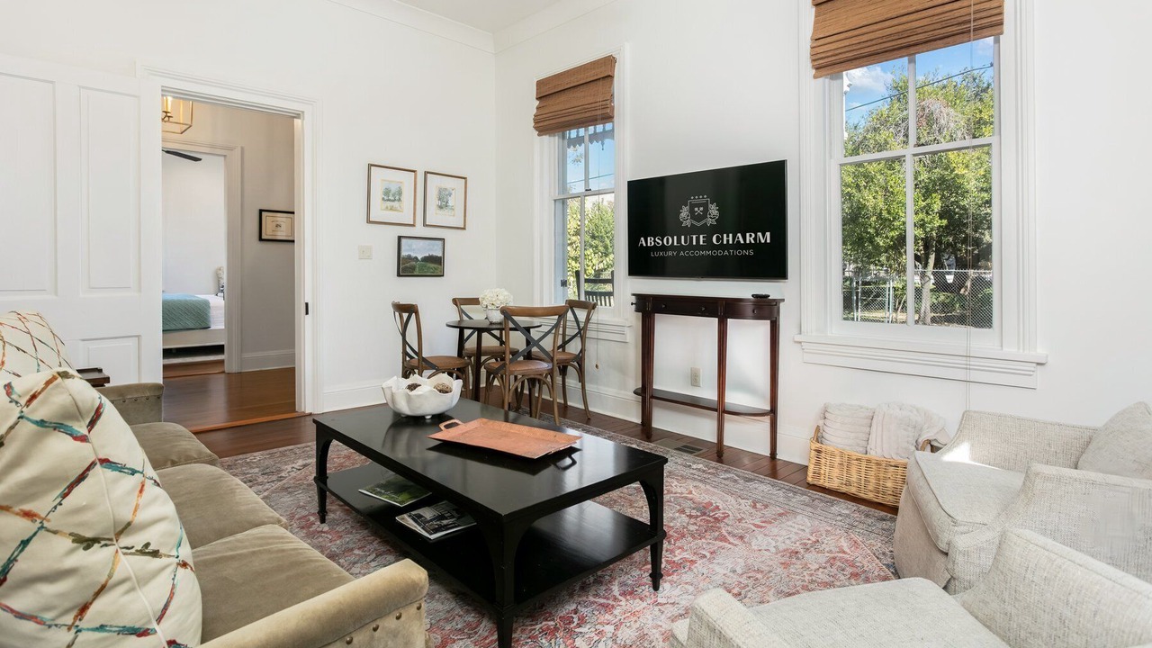 Photo of Livingroom in Natchez