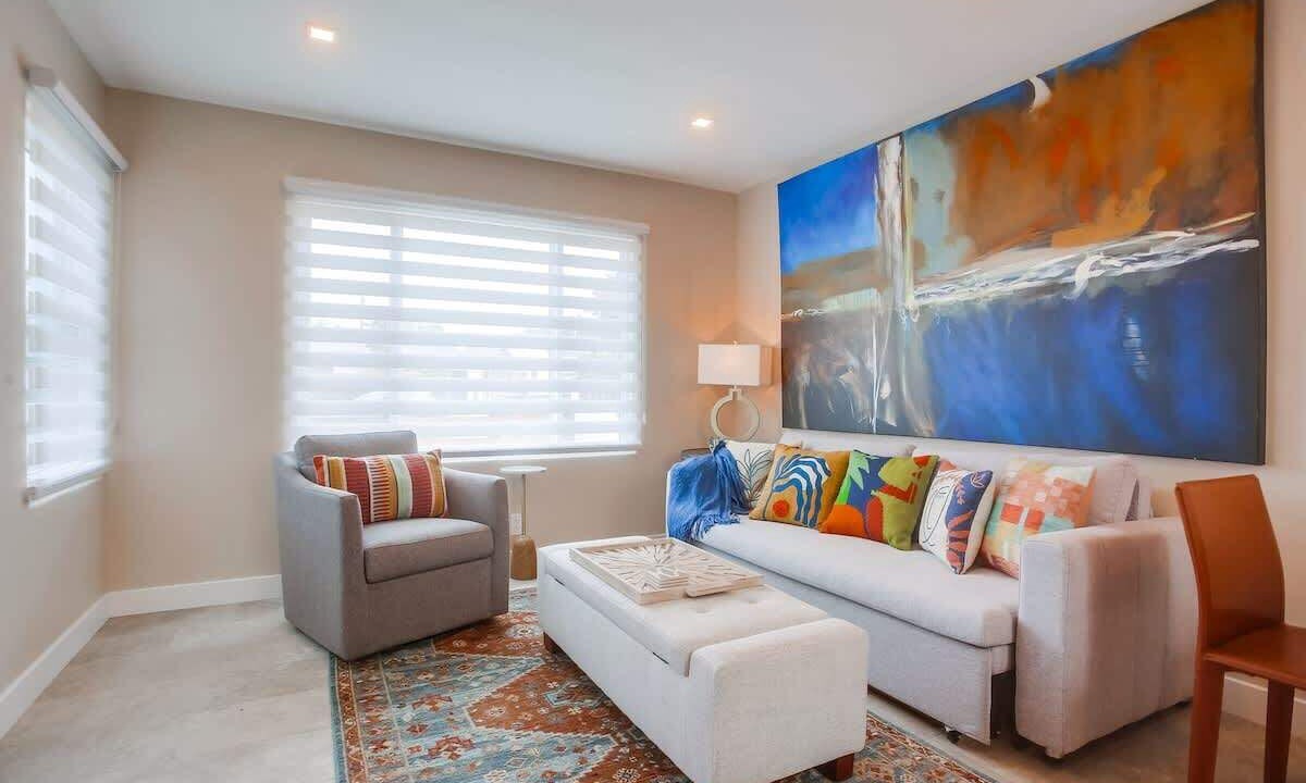 Photo of Livingroom in Beach Barber Tract