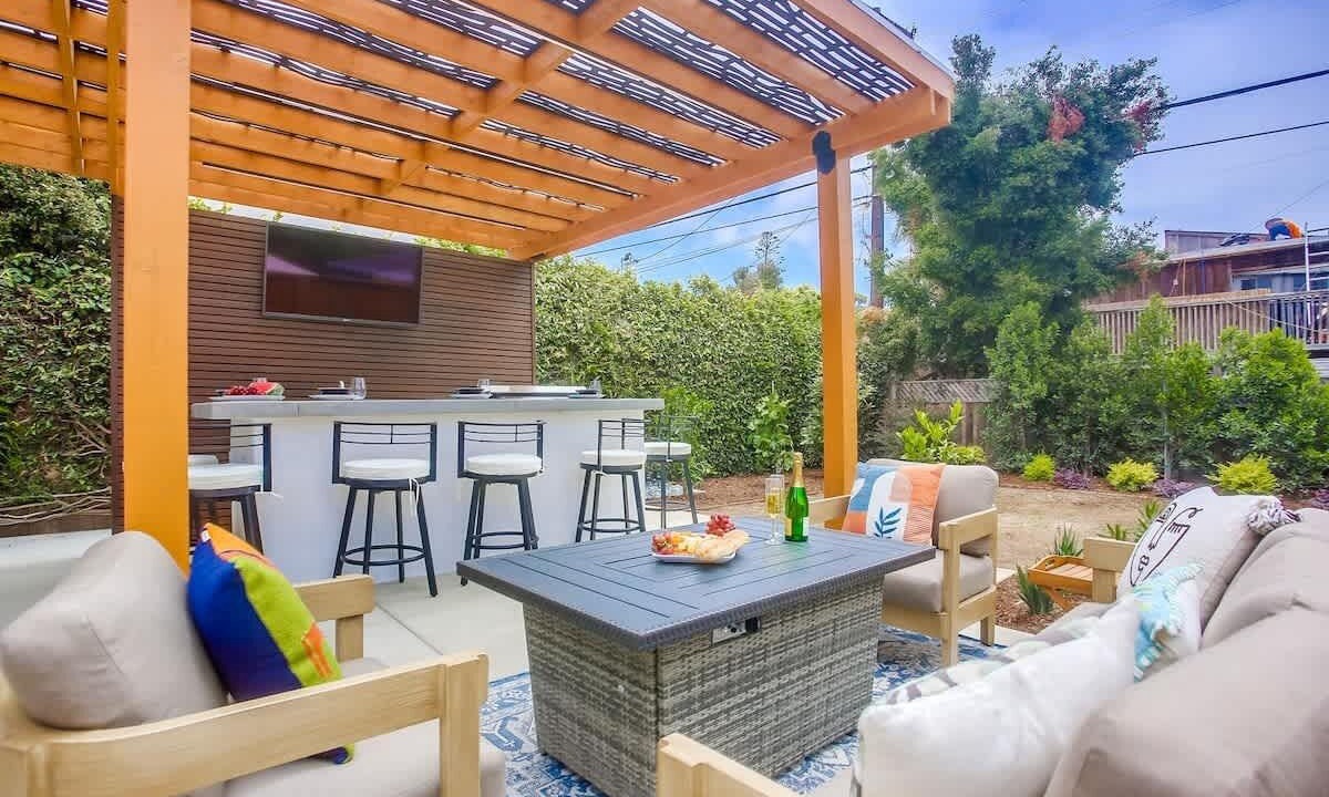 Photo of Patio Balcony in Beach Barber Tract