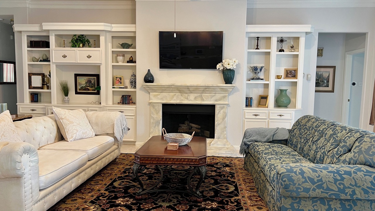 Photo of Livingroom in Friendswood