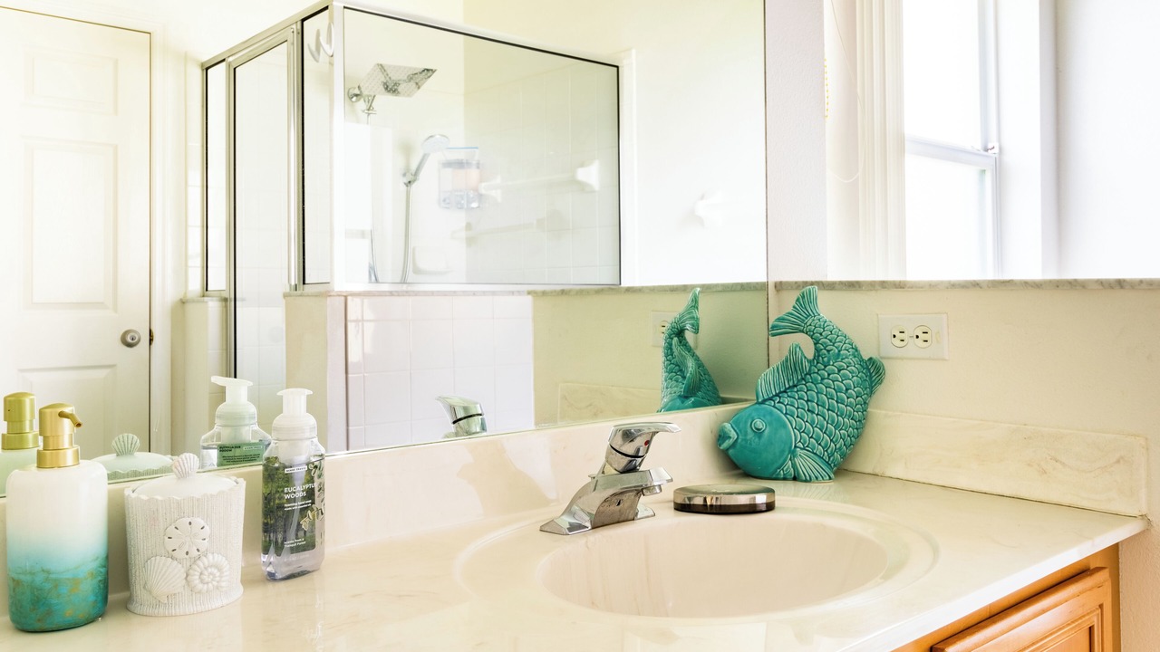 Photo of Bathroom in Crescent Lakes