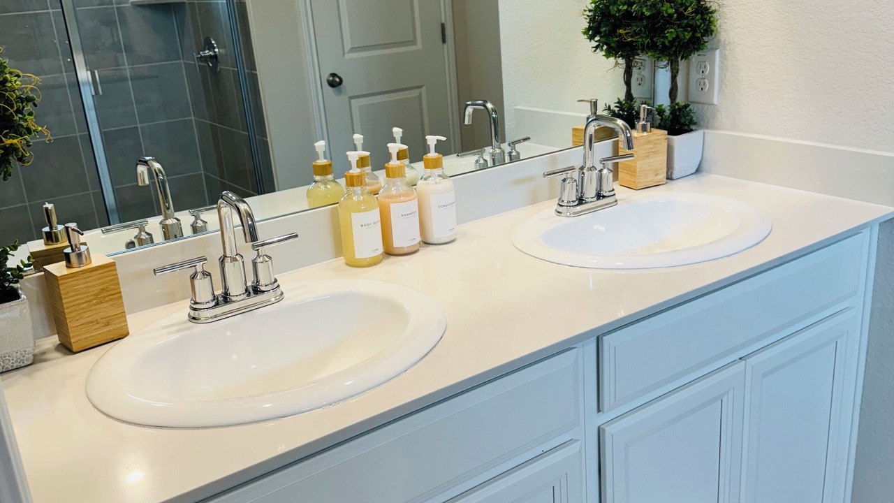 Photo of Bathroom in Manor