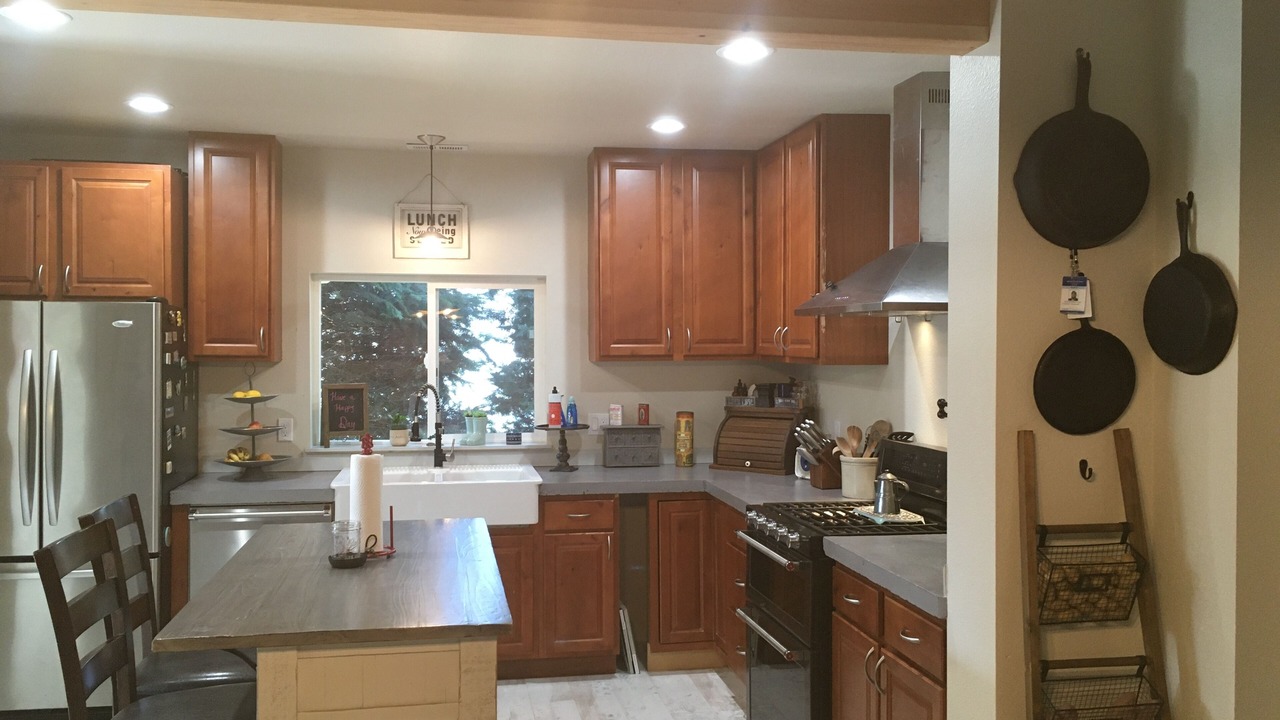 Photo of Kitchen in Rainier