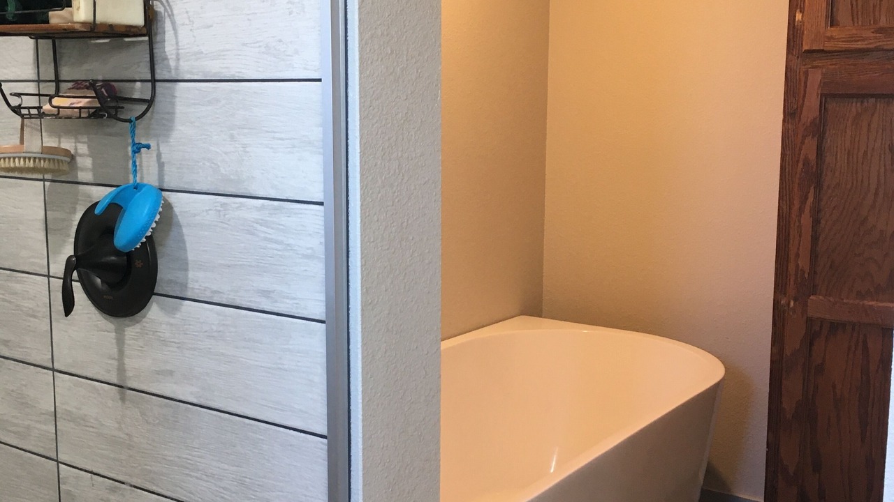 Photo of Bathroom in Rainier