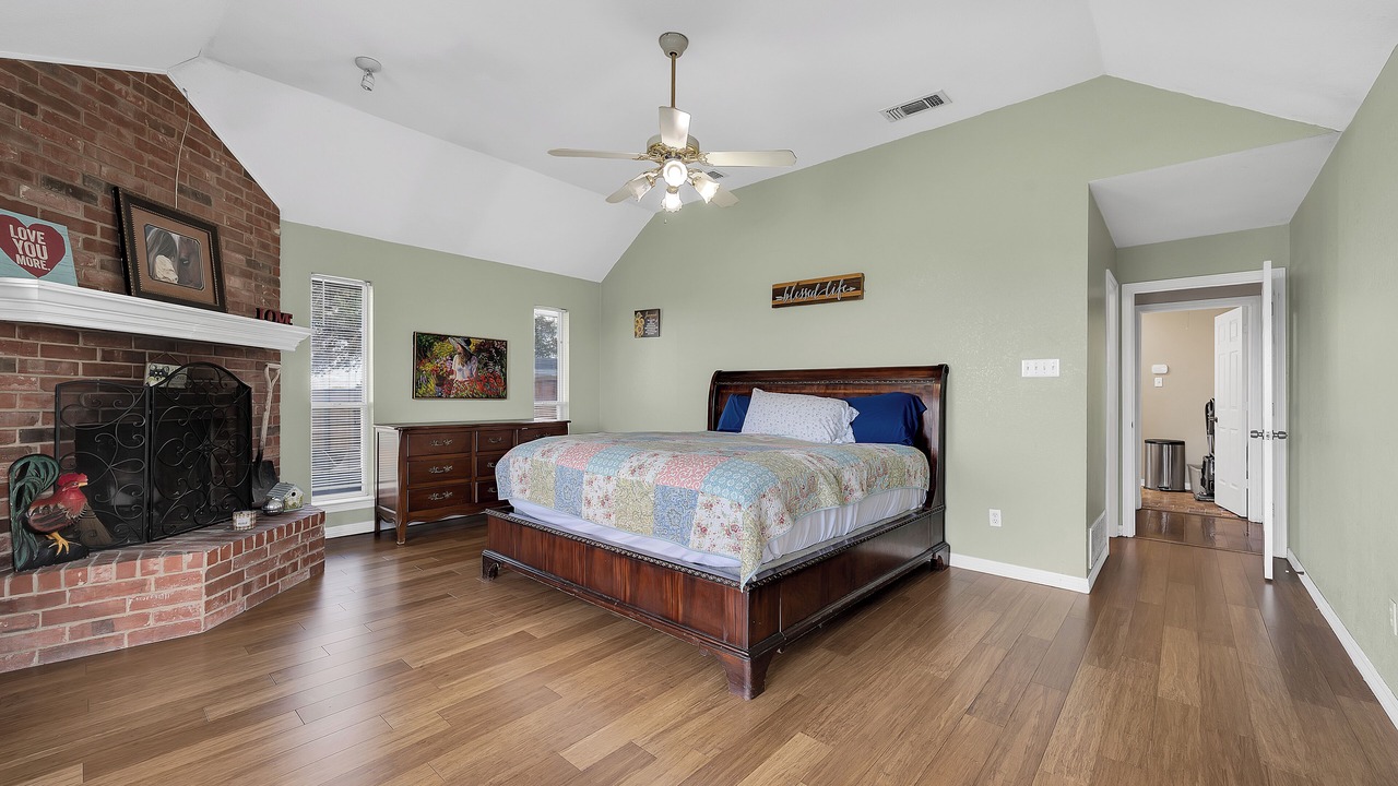 Photo of Bedroom in Midlothian