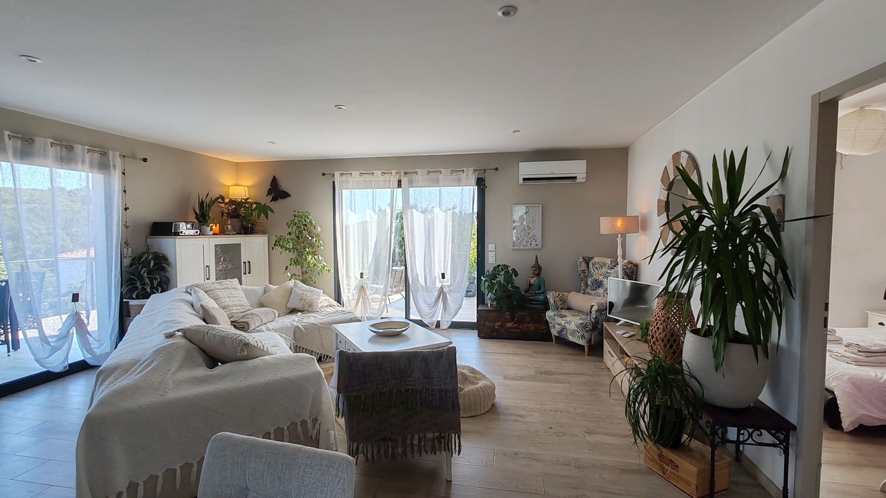 Photo of Livingroom in Lagorce