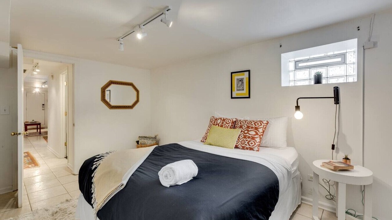Photo of Bedroom in Palmer Square