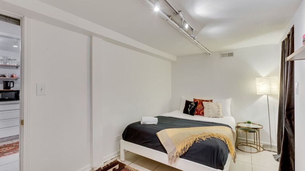 Photo of Bedroom in Palmer Square