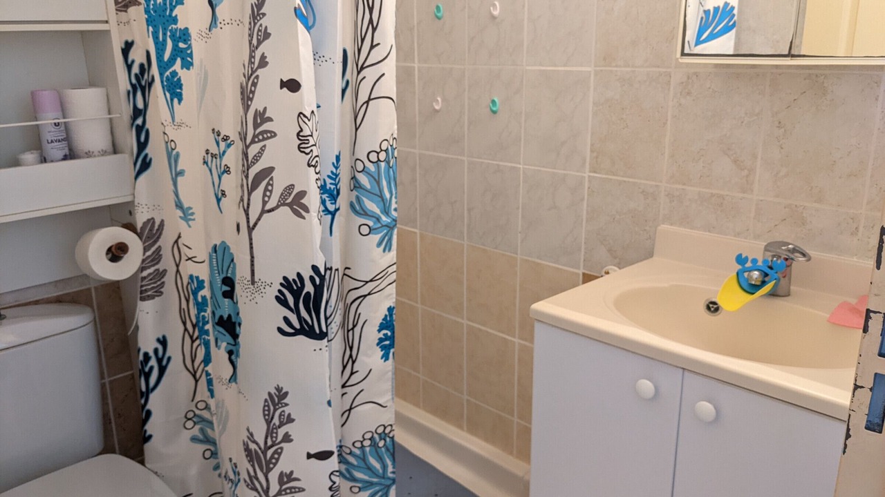 Photo of Bathroom in Port-la-Nouvelle