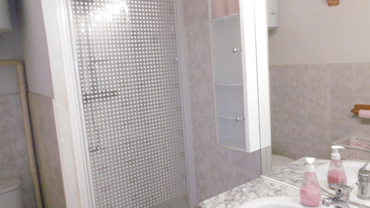 Photo of Bathroom in Port-la-Nouvelle