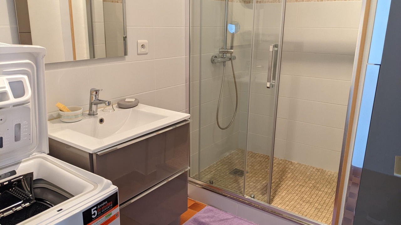 Photo of Bathroom in Port-la-Nouvelle