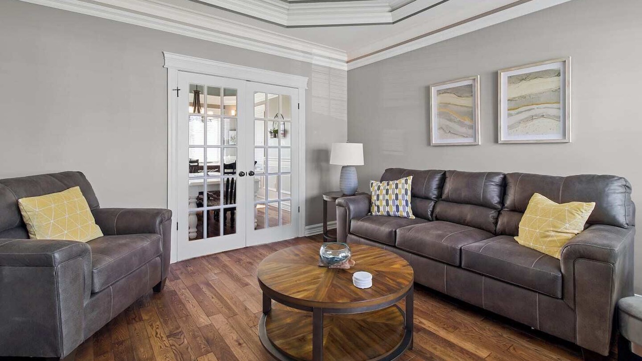 Photo of Livingroom in Terra Nova