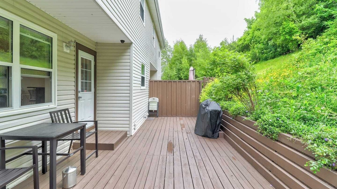Photo of Outdoor in Waterford Valley