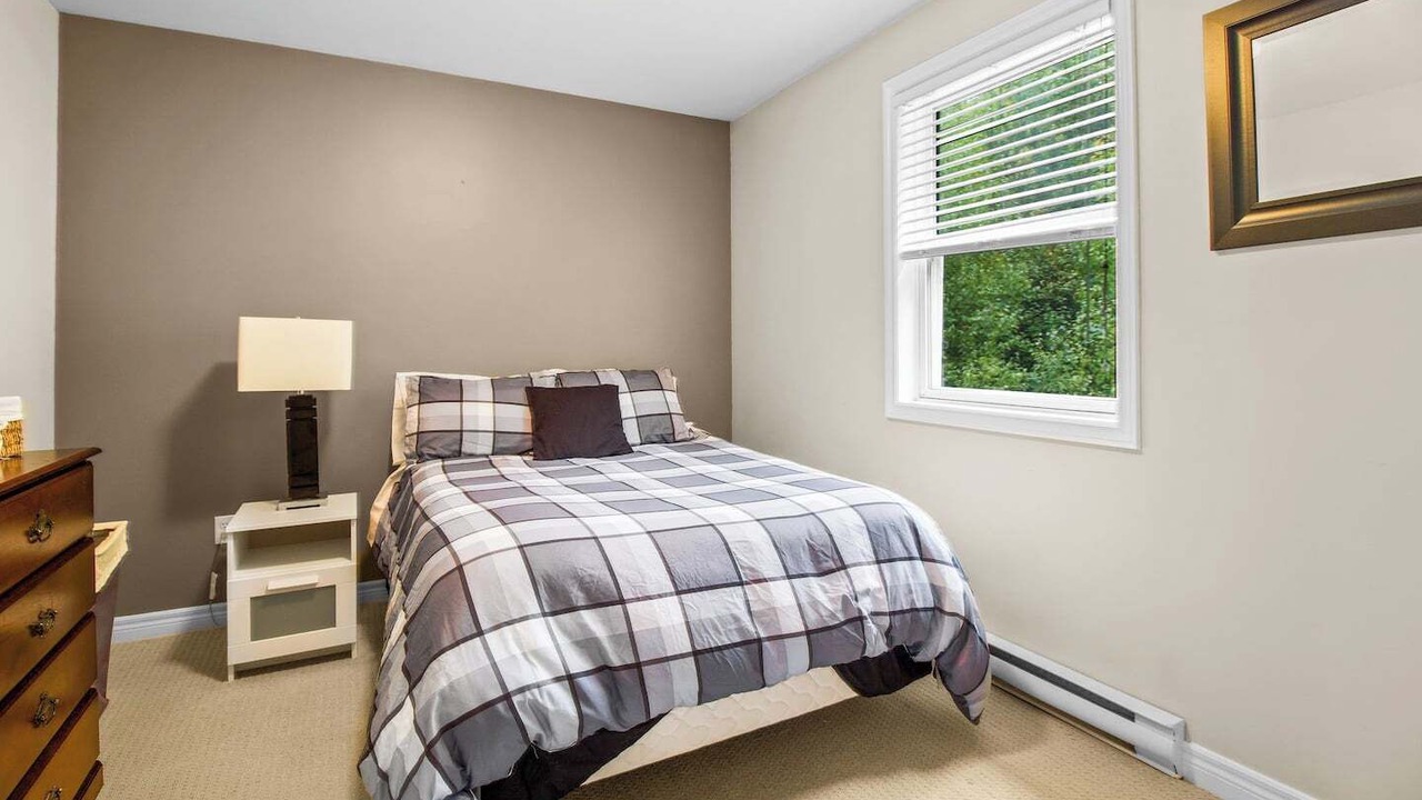 Photo of Bedroom in Waterford Valley