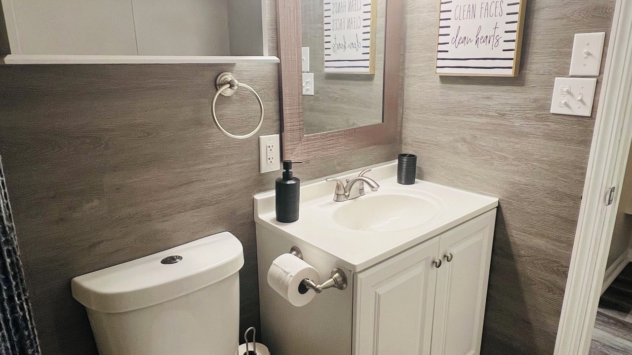 Photo of Bathroom in Claysburg