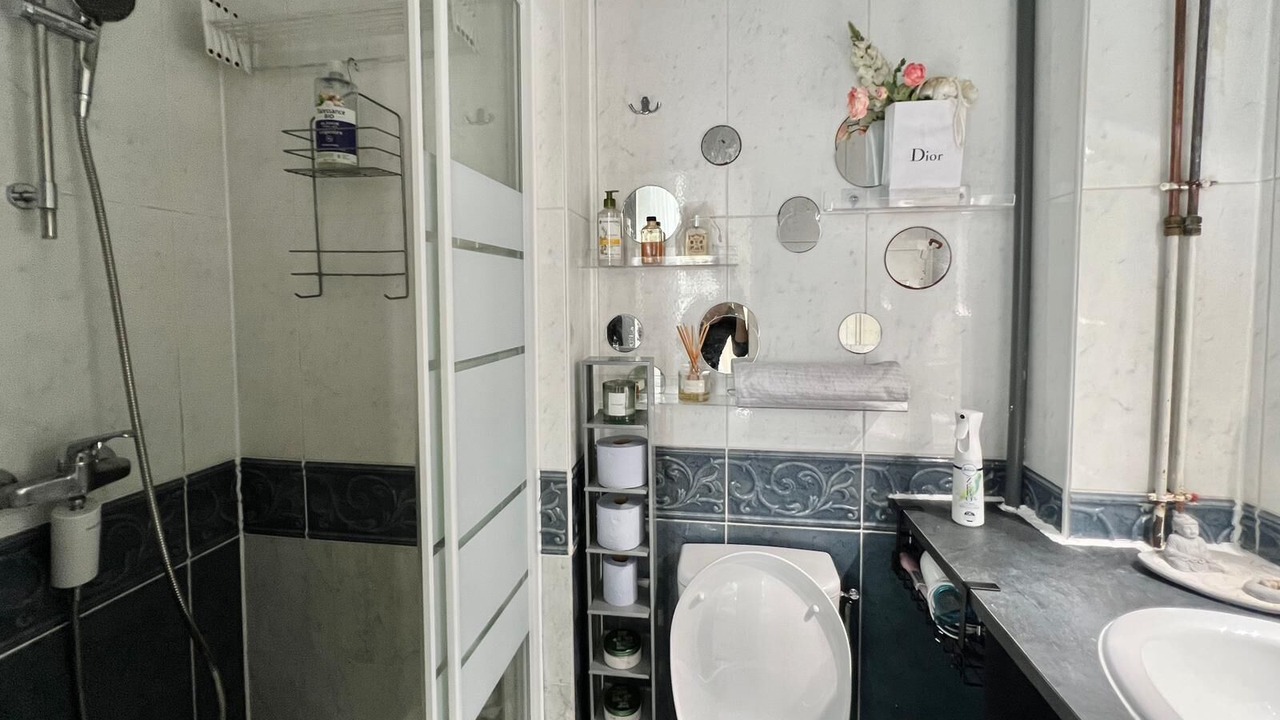 Photo of Bathroom in Porte-Saint-Martin