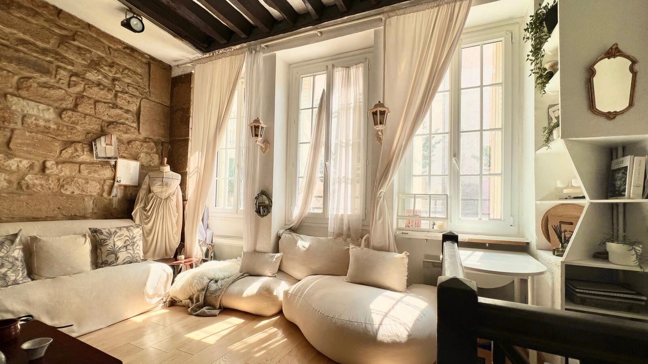 Photo of Livingroom in Porte-Saint-Martin