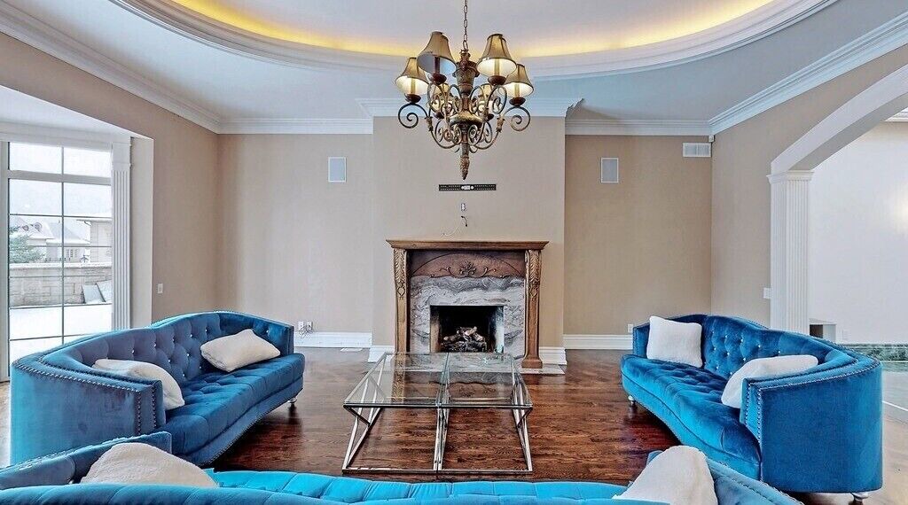 Photo of Livingroom in Richmond Hill