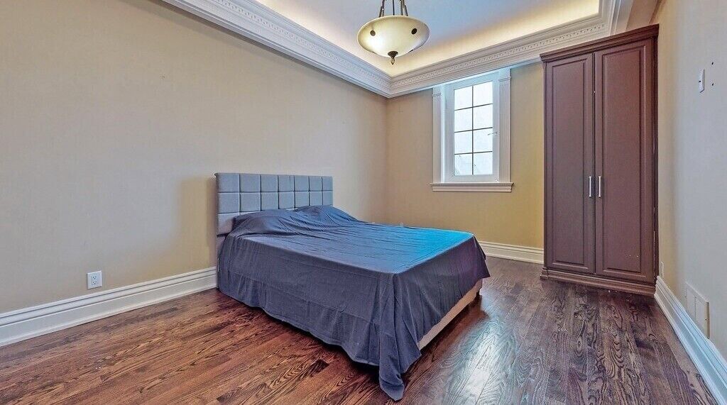 Photo of Bedroom in Richmond Hill