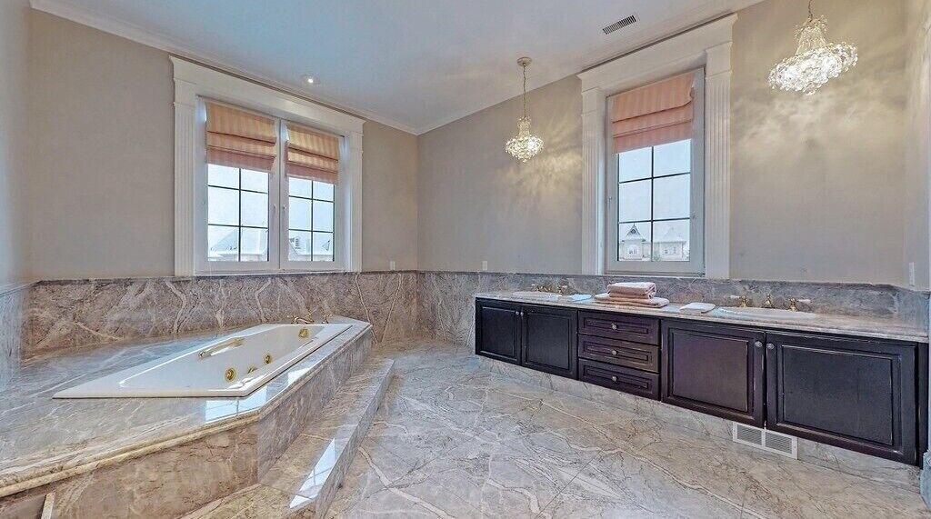 Photo of Bathroom in Richmond Hill