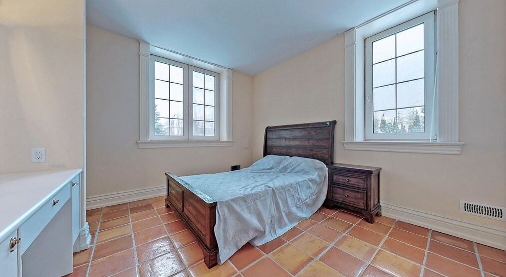 Photo of Bedroom in Richmond Hill