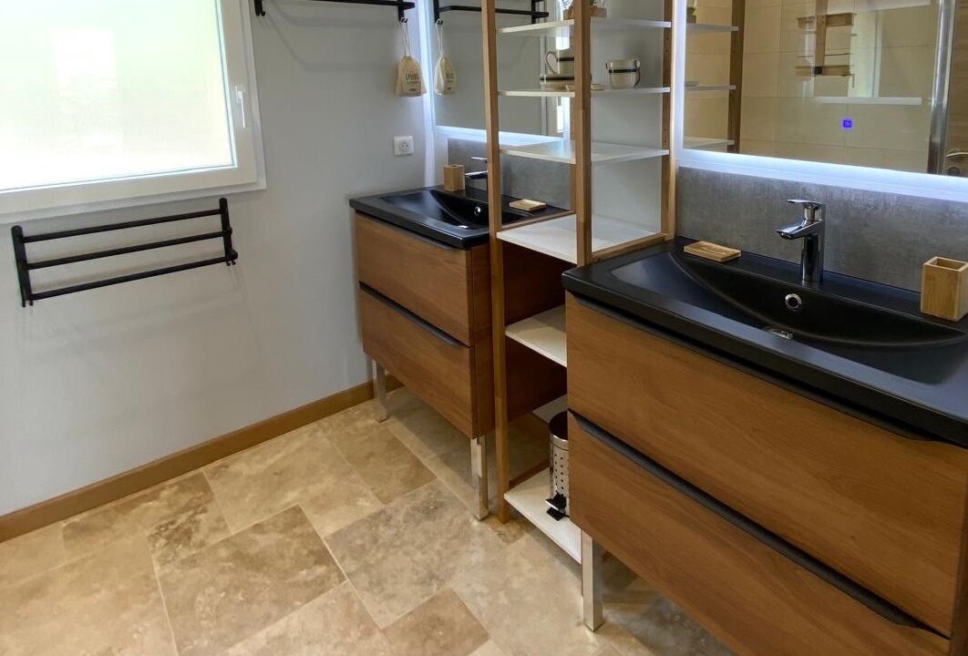 Photo of Bathroom in Saint-Rome-de-Tarn