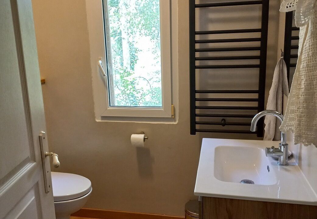 Photo of Bathroom in Esplas