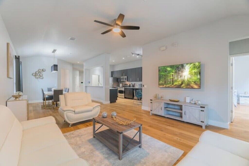 Photo of Livingroom in Indian Springs