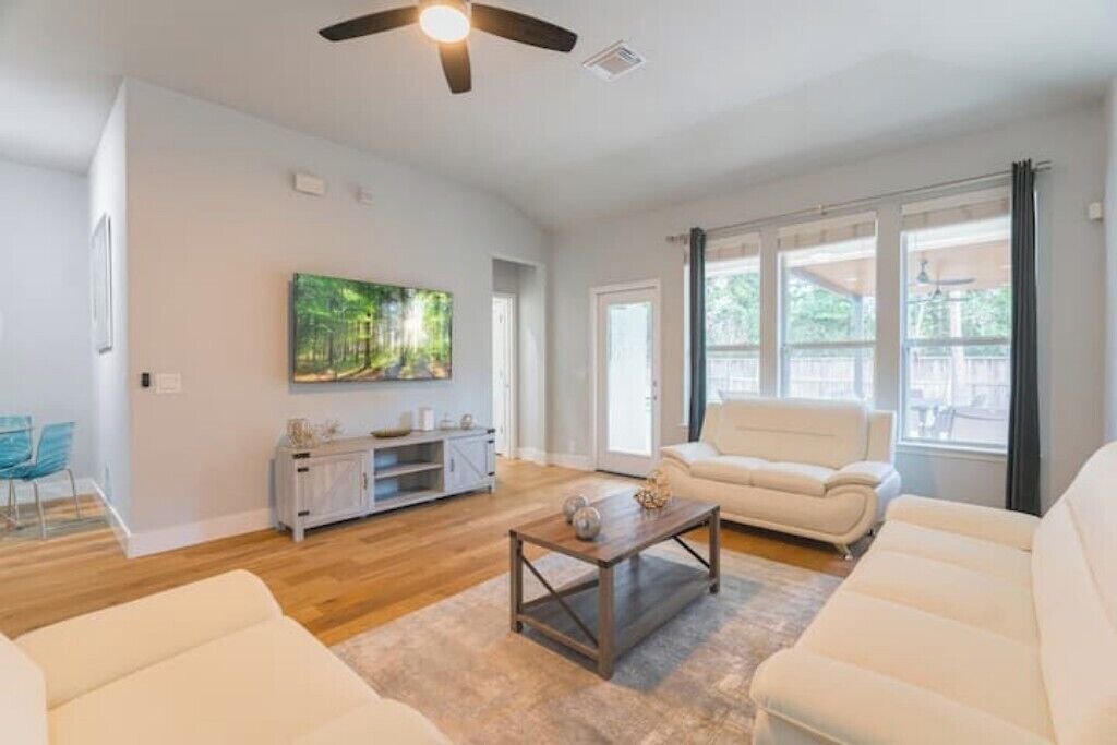 Photo of Livingroom in Indian Springs