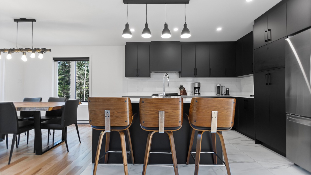 Photo of Kitchen in Lac-Swell