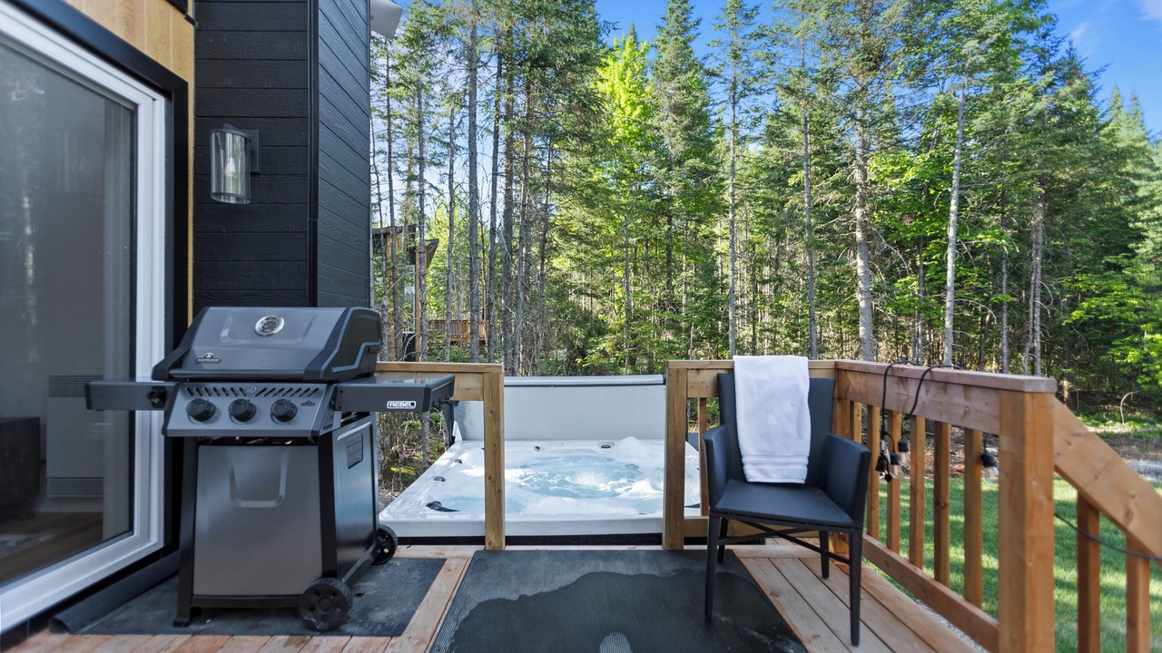 Photo of Patio Balcony in Lac-Swell