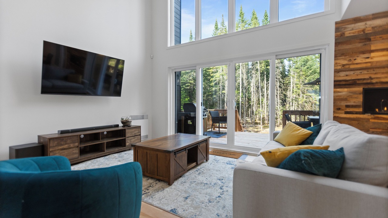 Photo of Livingroom in Lac-Swell